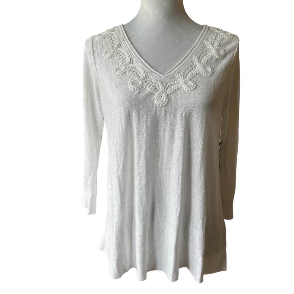 NIC + ZOE Wisteria Linen Blend Embroidered V-Neck Sweater 3/4 Sleeve White | PM - Picture 3 of 10